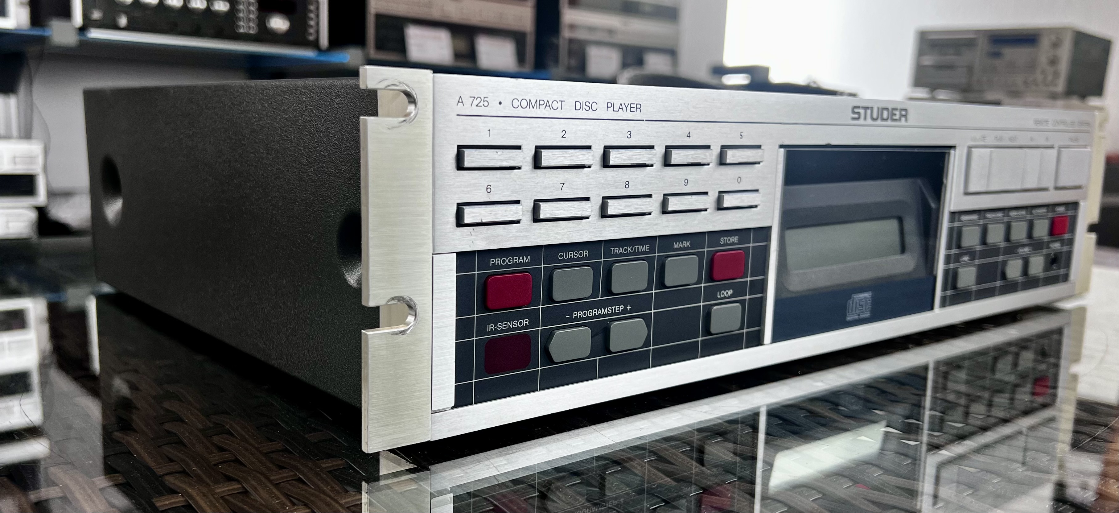 Studer A725 CD-Player SN: 3942 mit 19