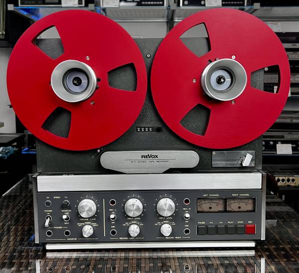 Revox B77 MKI 2-Spur SN: 2022 – aufwendig revidierter Studioklassiker in edlem Nextel-Finish